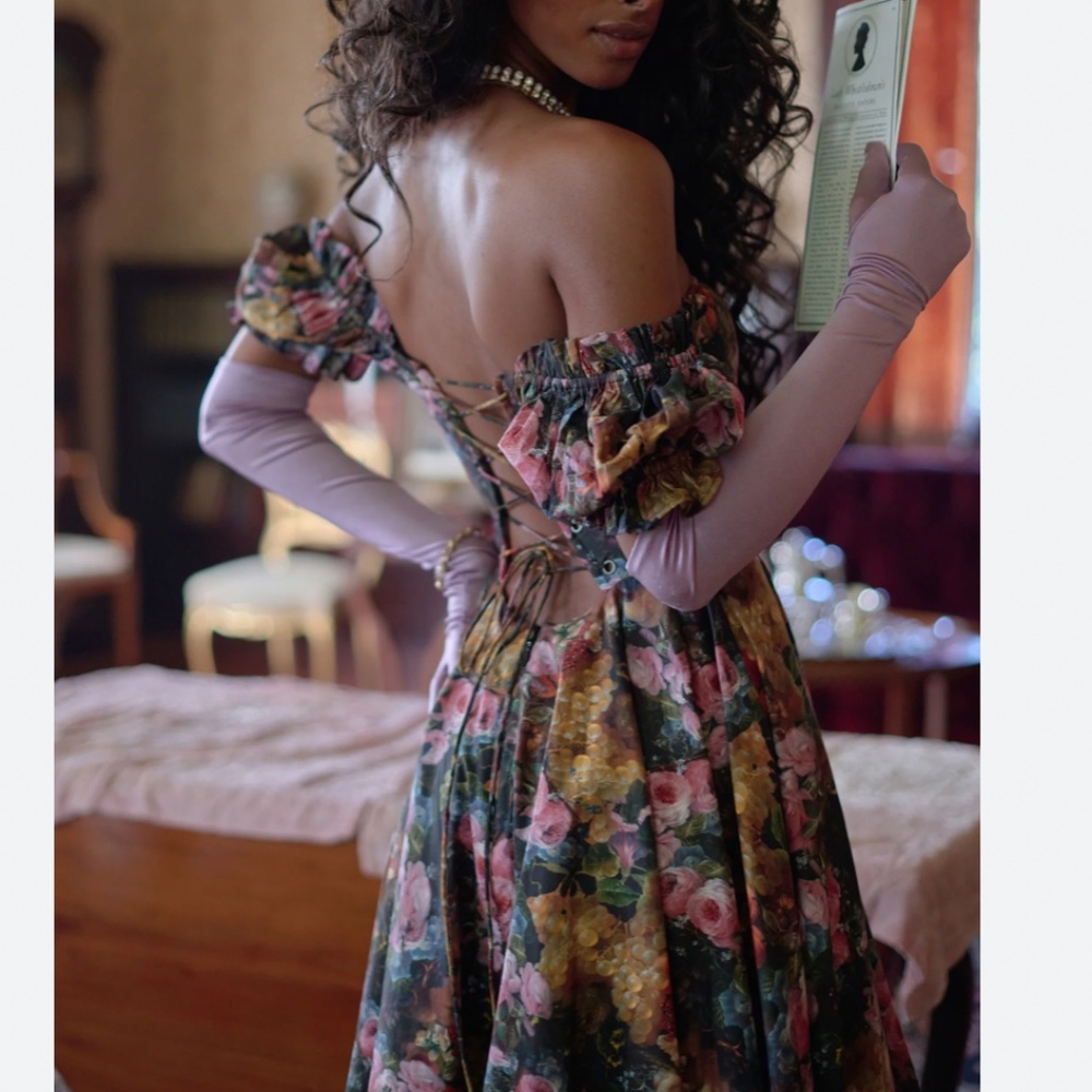 BEST NEW Selkie The Genevieve Foxglove Lace Up Midi Cotton Dress - Black Floral - Picture 3 of 13
